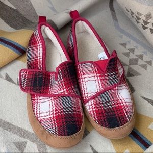 Tom’s Red Flannel Slip-on with Flap Women’s  Size 6